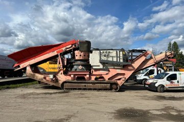 mobilna kruszarka szczękowa, 38t, silnik Cat, serwisowana